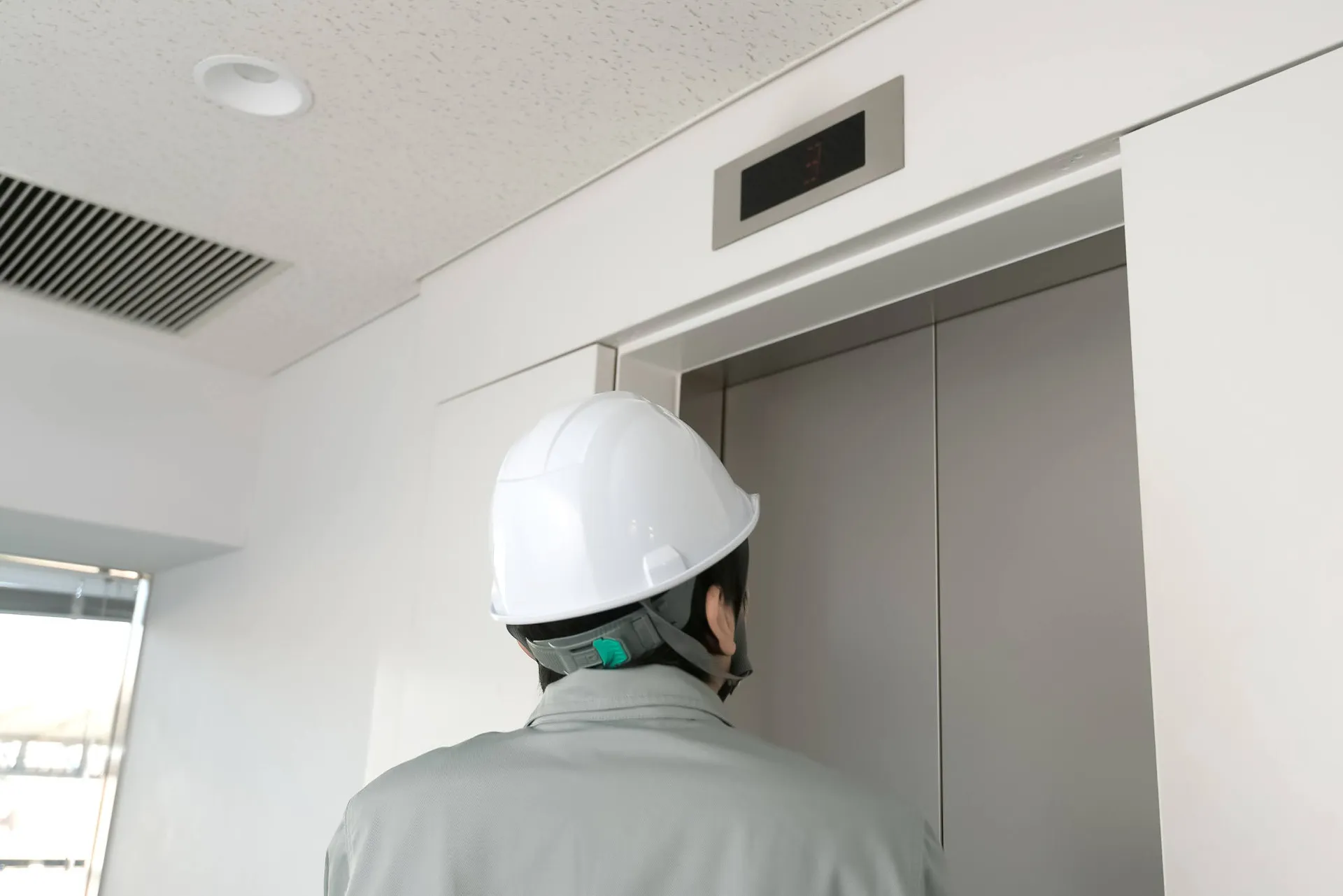 エレベーター等機械設備工事【経験者】